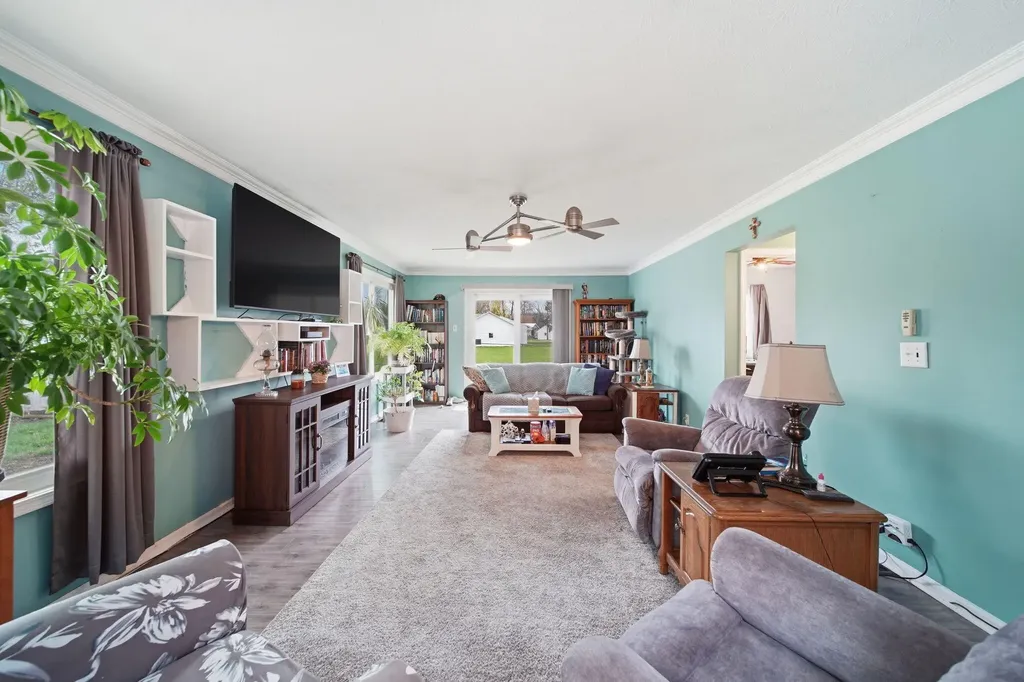 4022 Donnely Road Leoni Township MI 49201