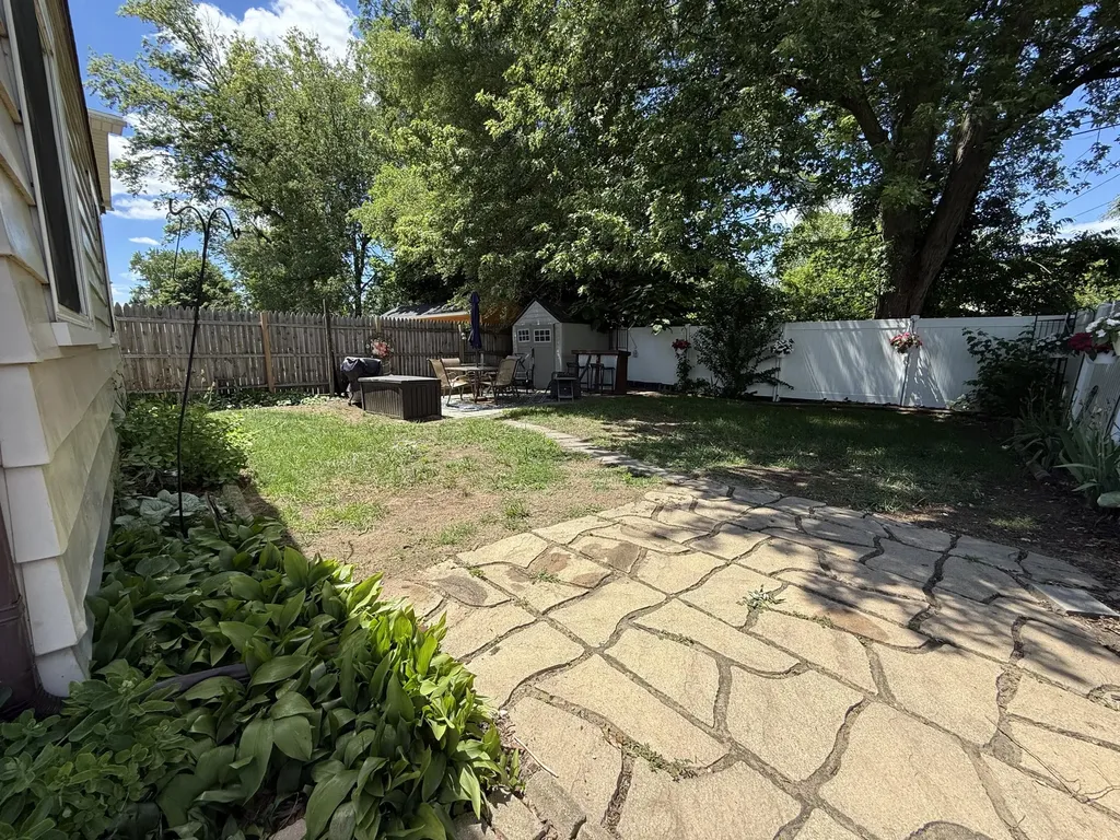 4022 Donnely Road Leoni Township MI 49201