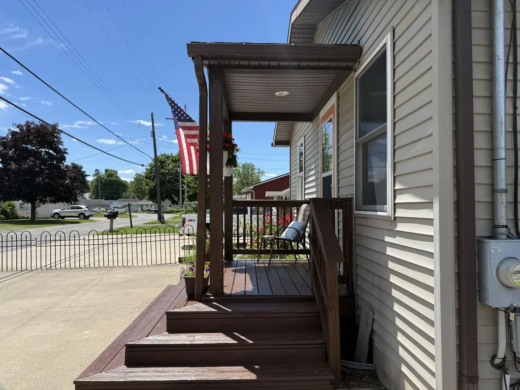 4022 Donnely Road Leoni Township MI 49201