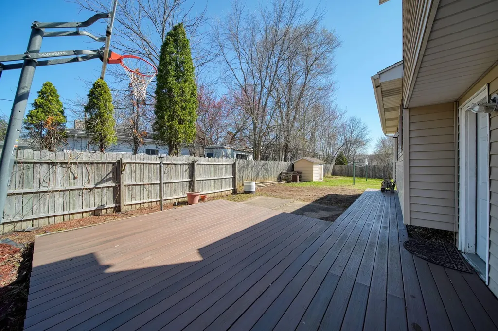 1190 Ferndale Road Blackman Charter Township MI 49201