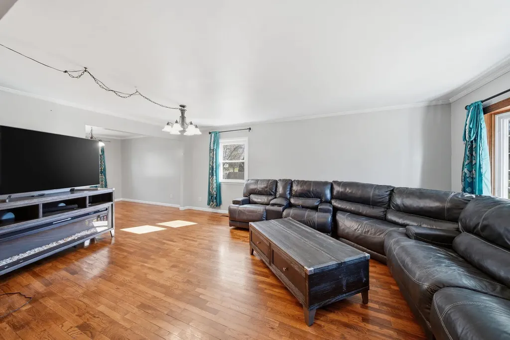 1190 Ferndale Road Blackman Charter Township MI 49201