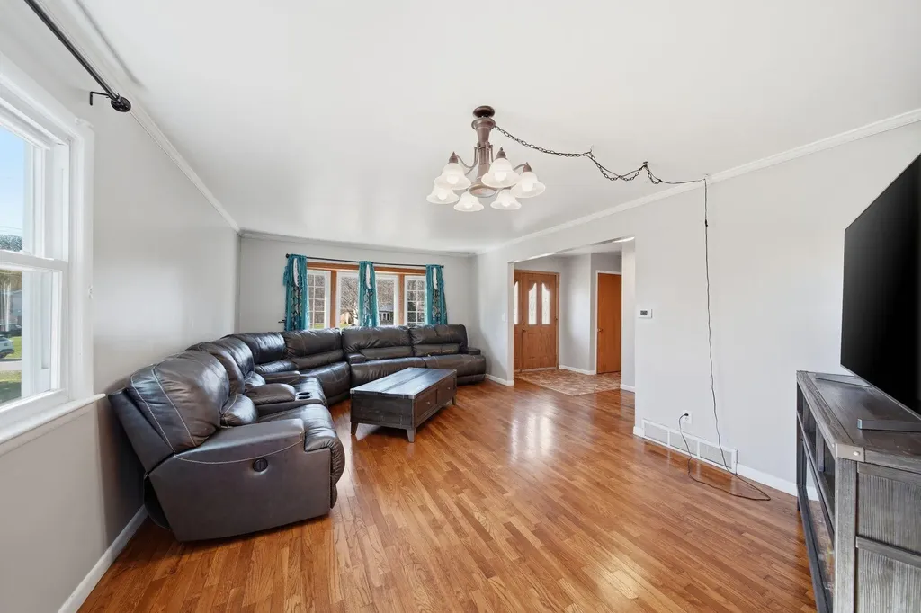 1190 Ferndale Road Blackman Charter Township MI 49201