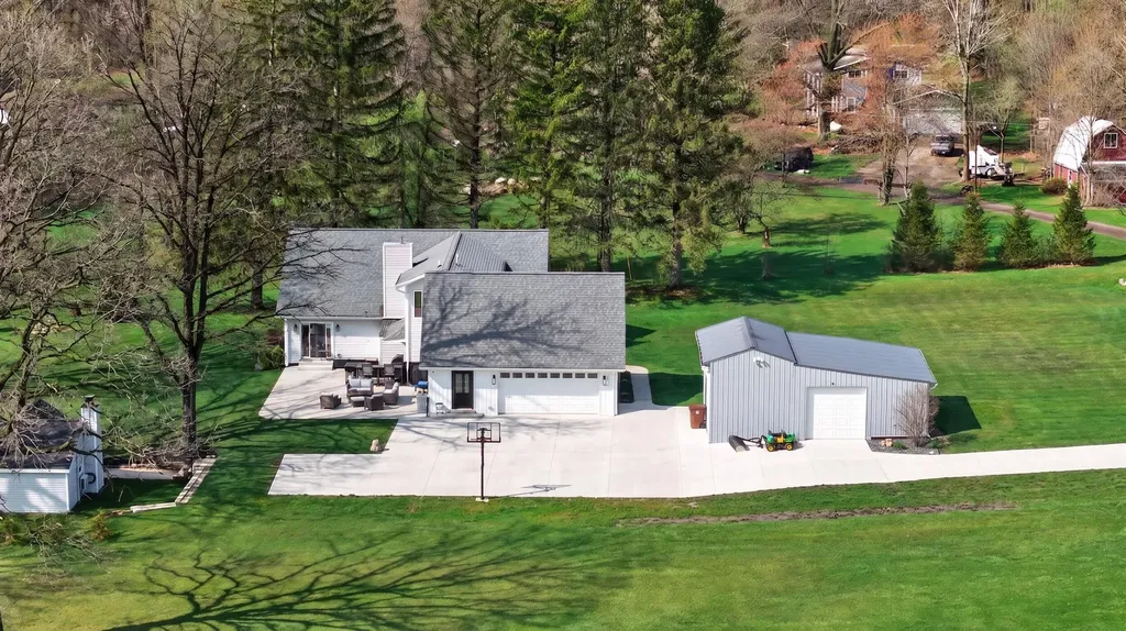 165 Trumble Lake Road Rives Township MI 49277