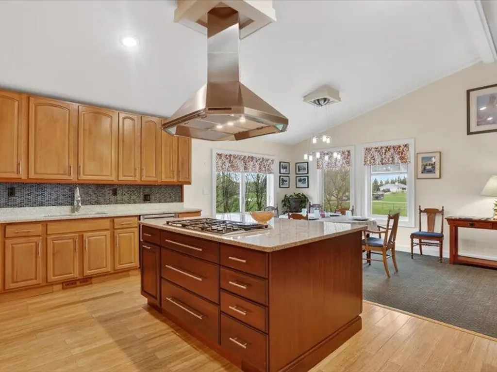 2255 N Portage Road Leoni Township MI 49201