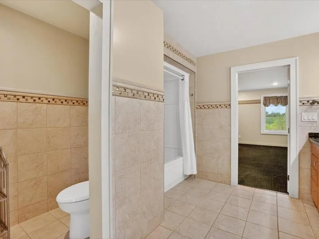 2255 N Portage Road Leoni Township MI 49201