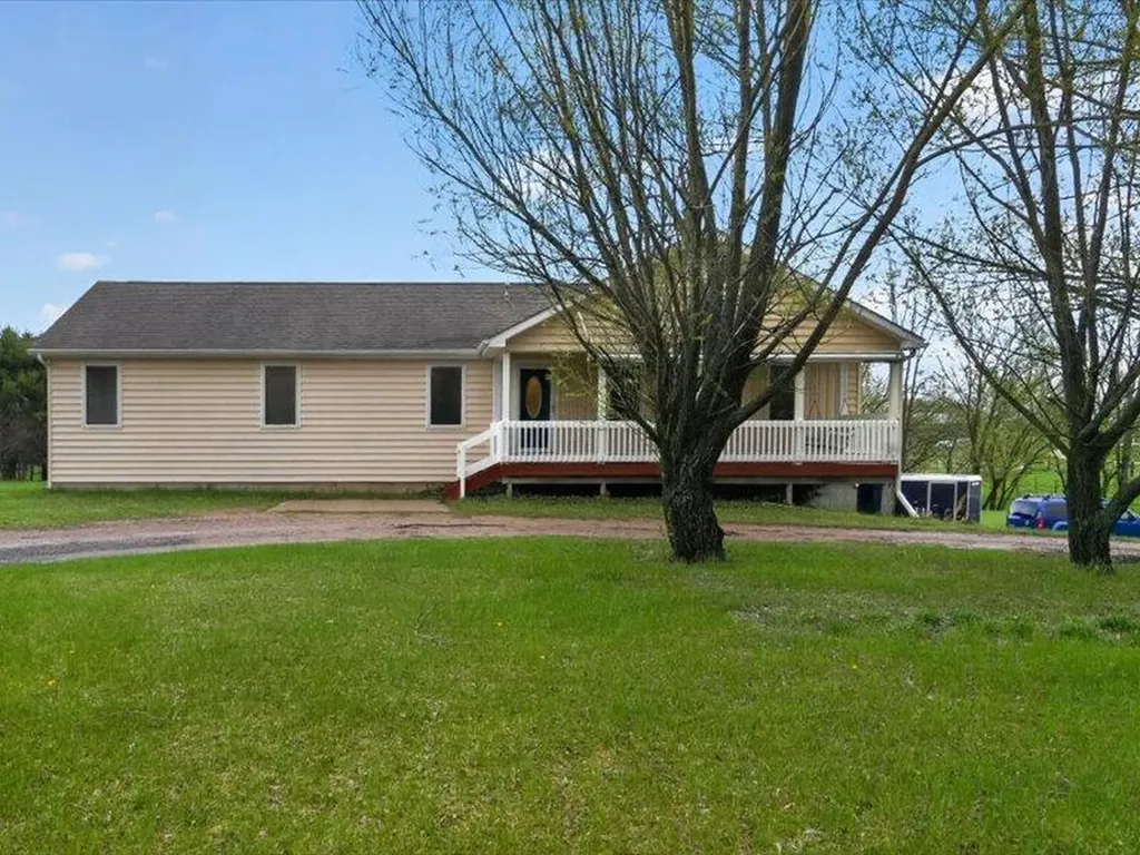 2255 N Portage Road Leoni Township MI 49201
