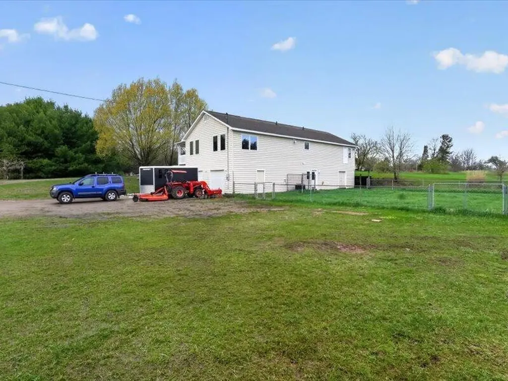 2255 N Portage Road Leoni Township MI 49201