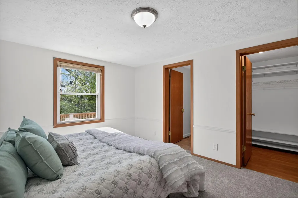 10791 Woodbrook Drive Somerset Township MI 49233