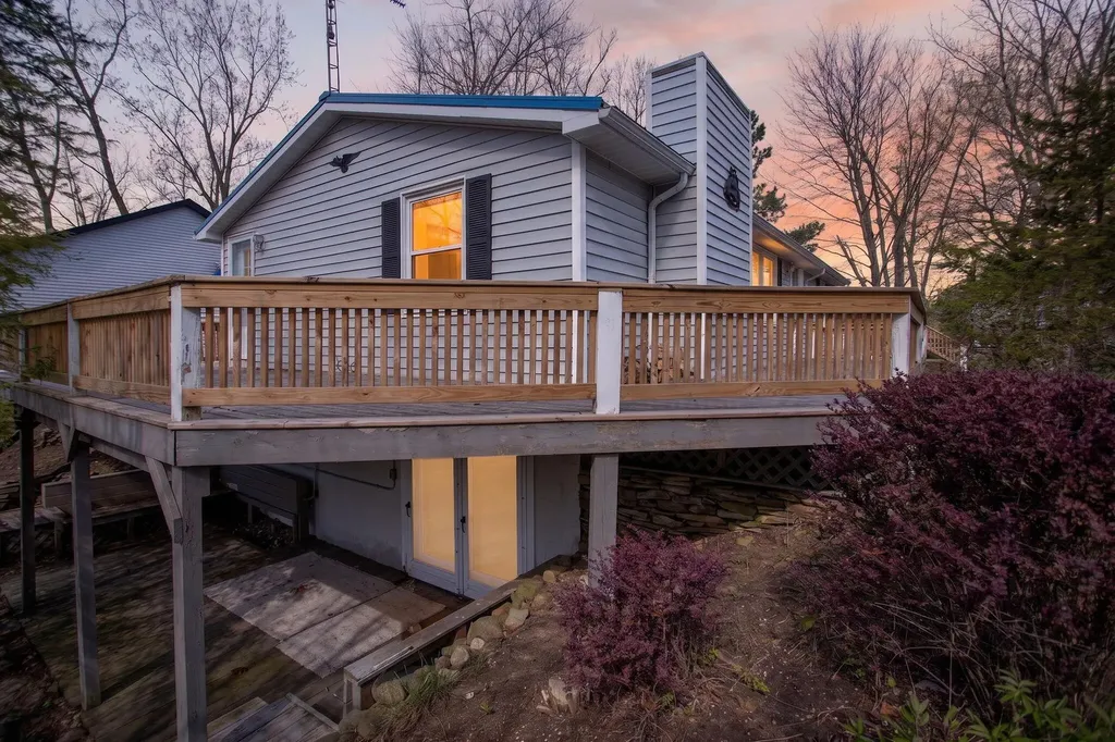 10791 Woodbrook Drive Somerset Township MI 49233
