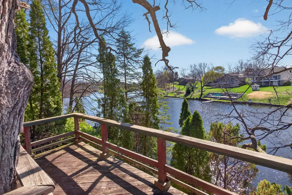 10791 Woodbrook Drive Somerset Township MI 49233