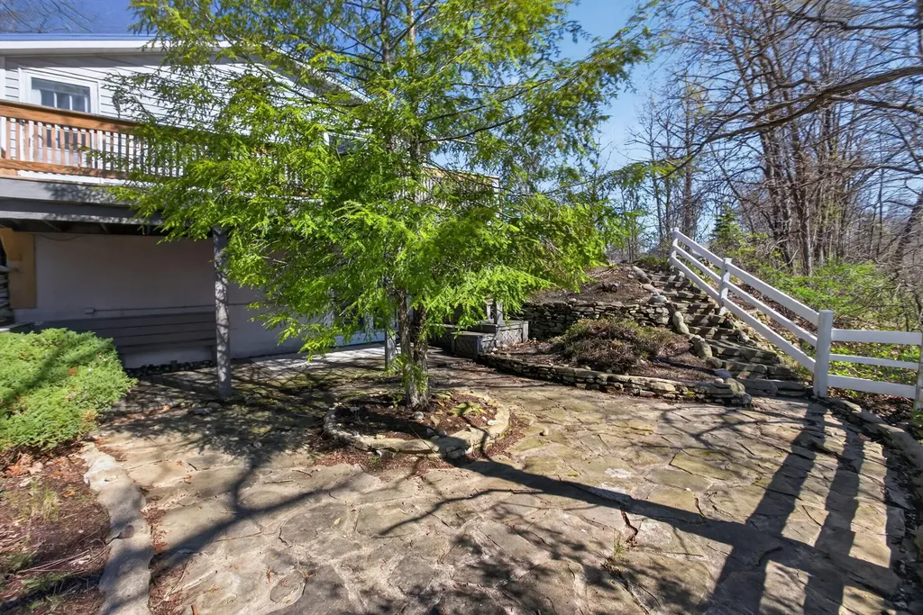10791 Woodbrook Drive Somerset Township MI 49233