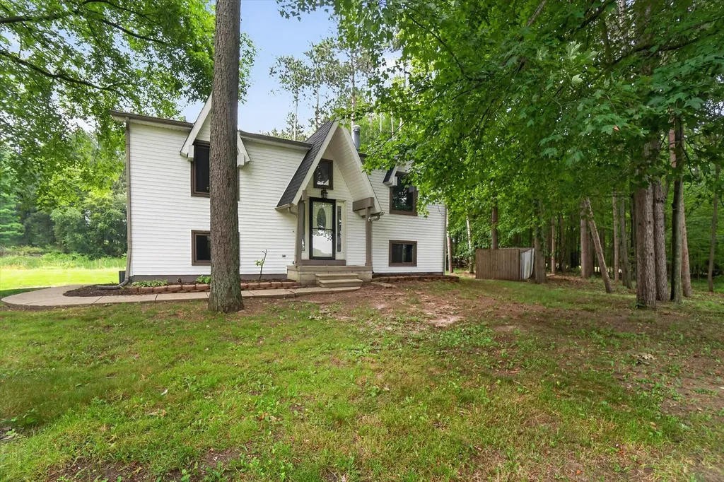 4042 Burns Road Deerfield Township MI 48855