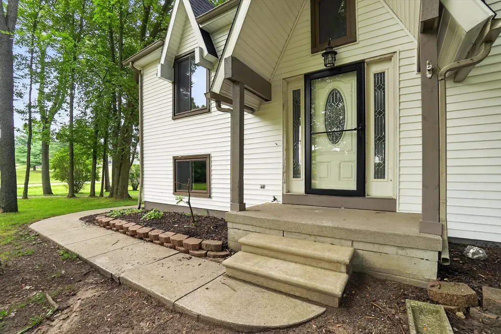 4042 Burns Road Deerfield Township MI 48855