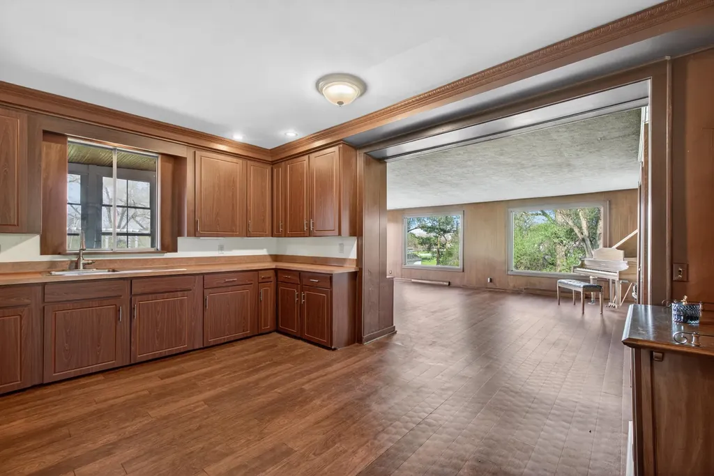 6231 Moon Lake Road Napoleon Township MI 49201