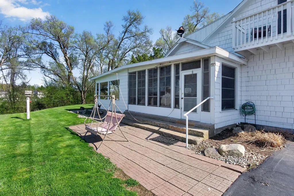 6231 Moon Lake Road Napoleon Township MI 49201
