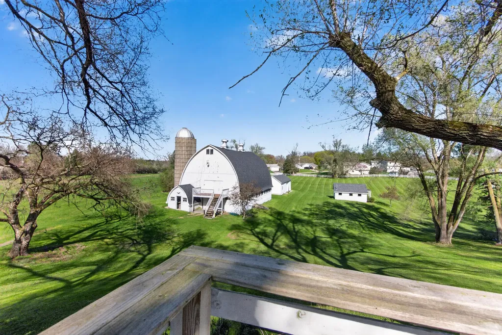 6231 Moon Lake Road Napoleon Township MI 49201