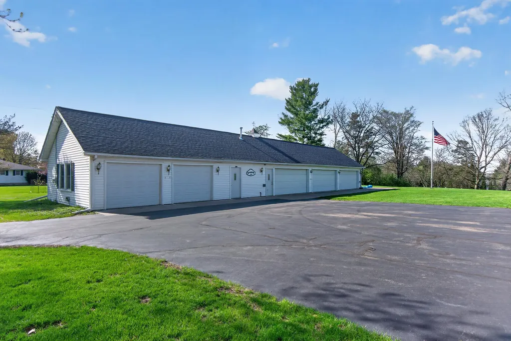 6231 Moon Lake Road Napoleon Township MI 49201