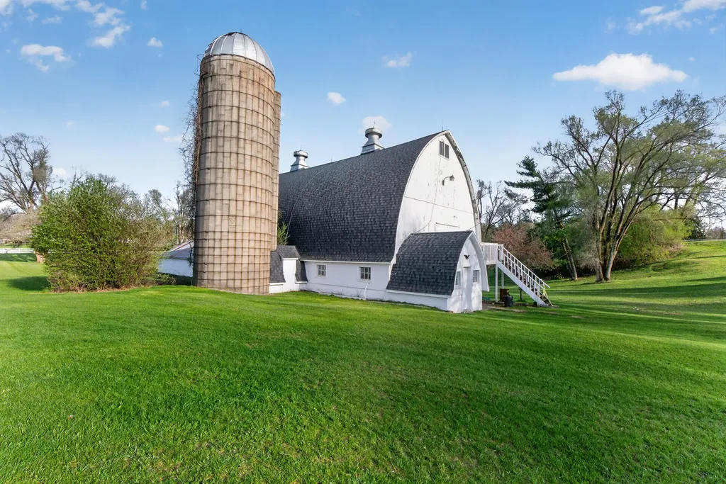 6231 Moon Lake Road Napoleon Township MI 49201
