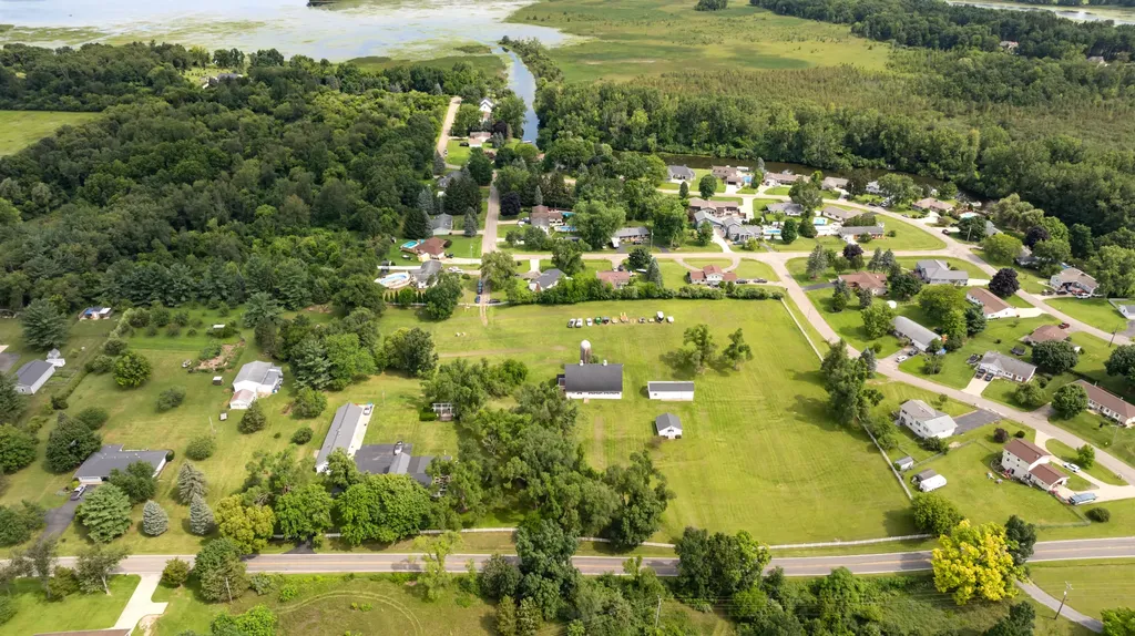 6231 Moon Lake Road Napoleon Township MI 49201
