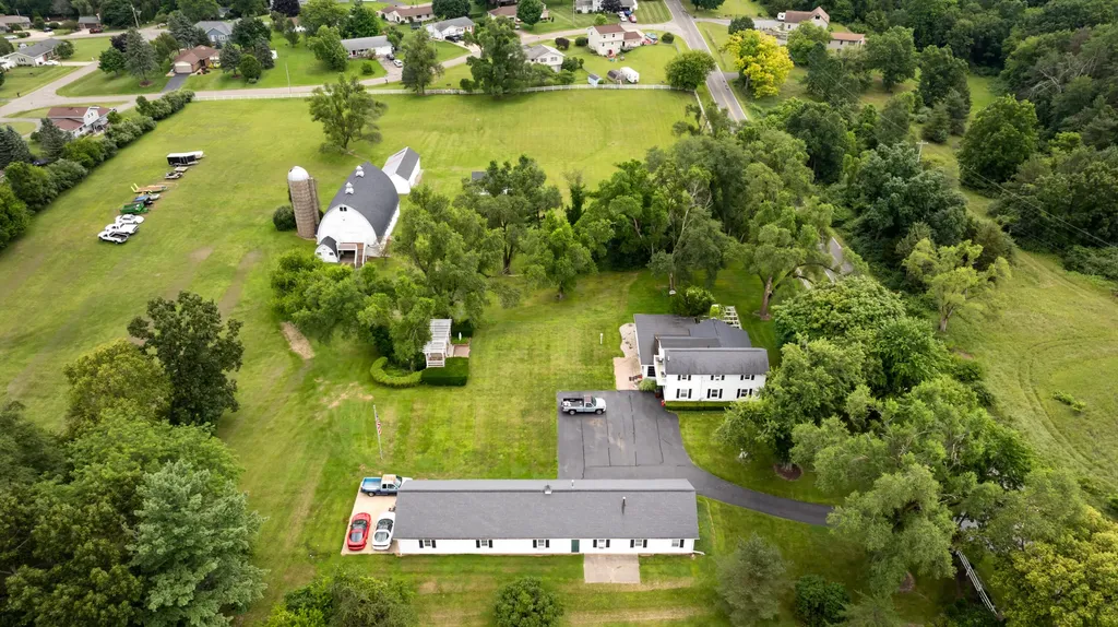 6231 Moon Lake Road Napoleon Township MI 49201