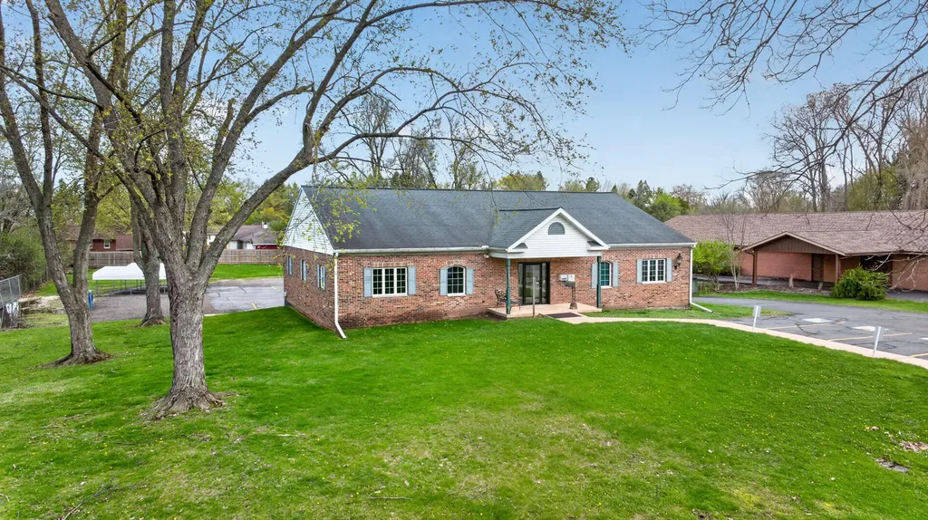 2600 Spring Arbor Road Summit Township MI 49203