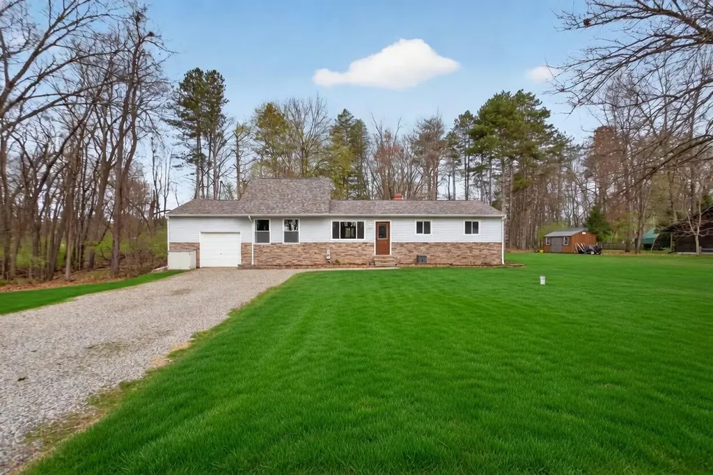 11444 Hillary Drive Somerset Township MI 49249