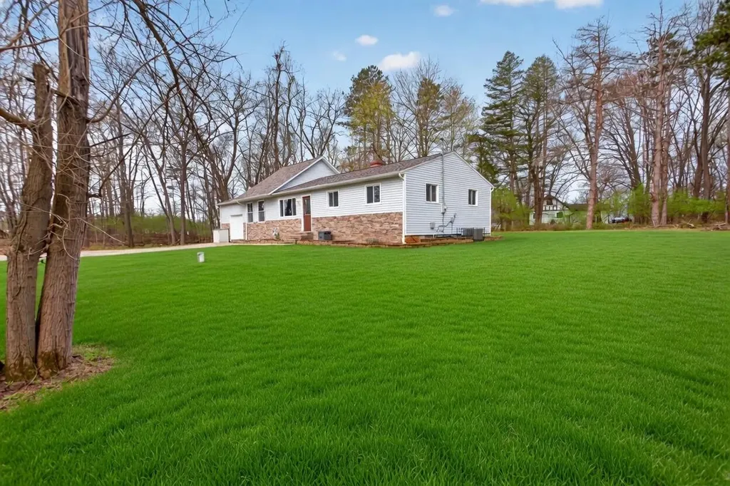 11444 Hillary Drive Somerset Township MI 49249
