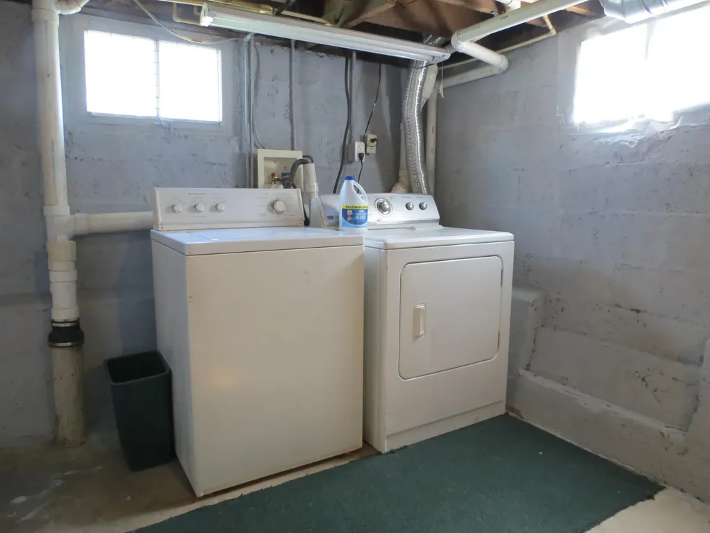 1424 Locust Street Jackson City MI 49203