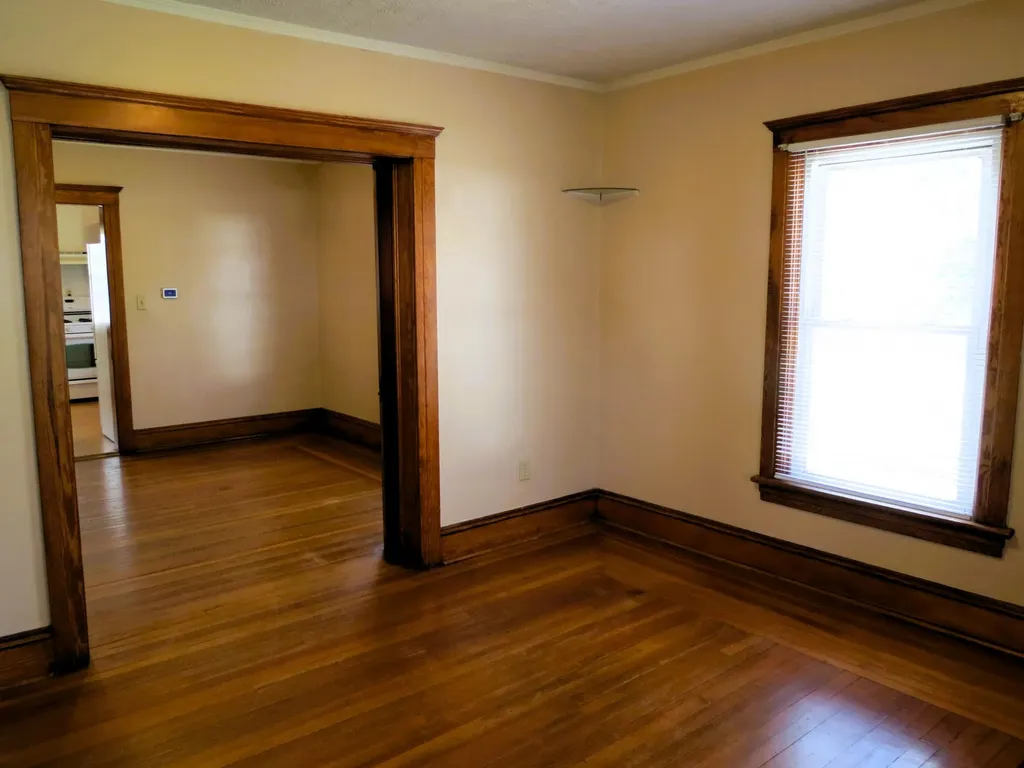 1424 Locust Street Jackson City MI 49203