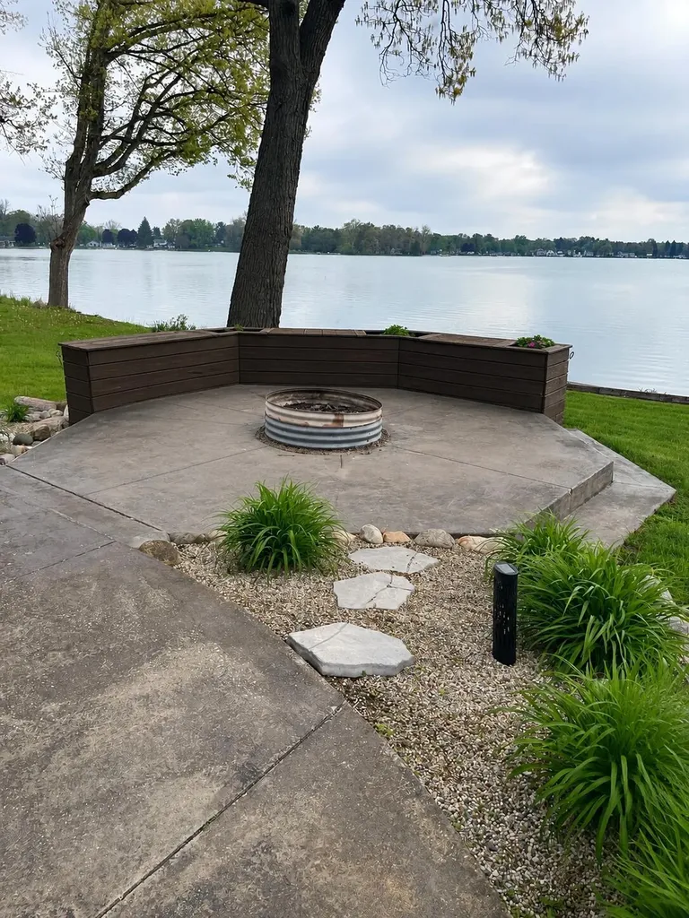 1720 Little Drive Unknown City MI 49246