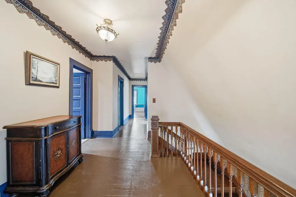 113 Chicago Street Brooklyn Village MI 49230