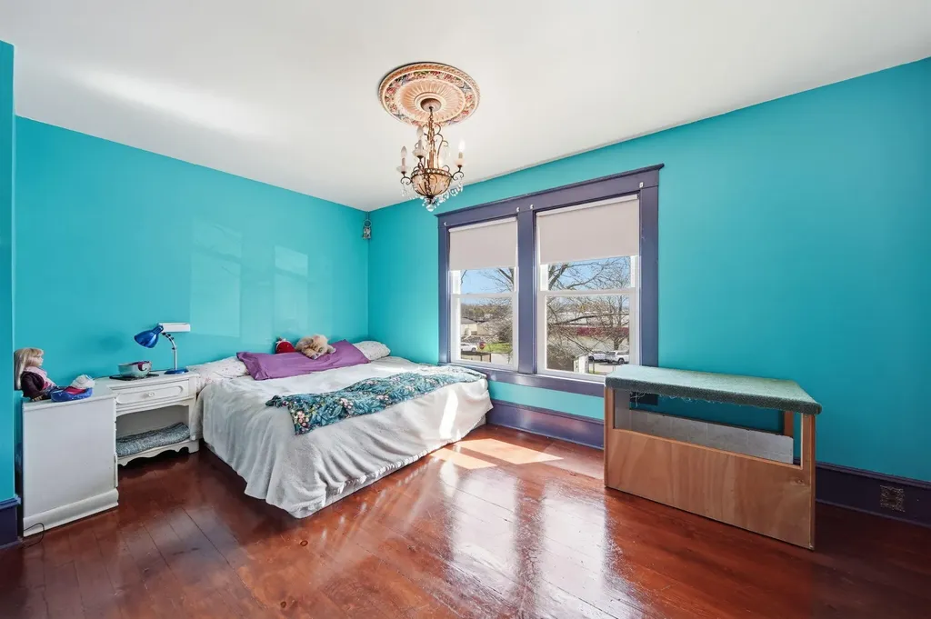 113 Chicago Street Brooklyn Village MI 49230