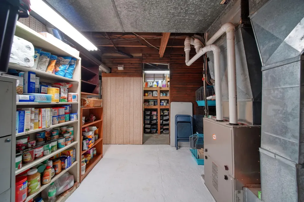 113 Chicago Street Brooklyn Village MI 49230