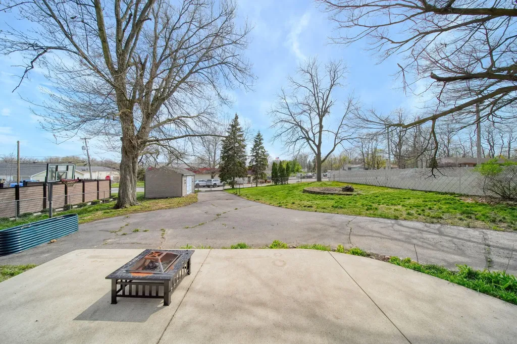 113 Chicago Street Brooklyn Village MI 49230