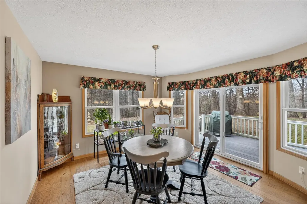 2116 Scenic Hills Drive Leoni Township MI 49201