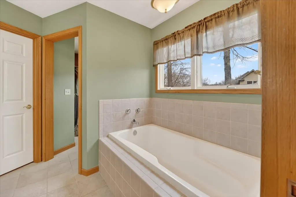 2116 Scenic Hills Drive Leoni Township MI 49201