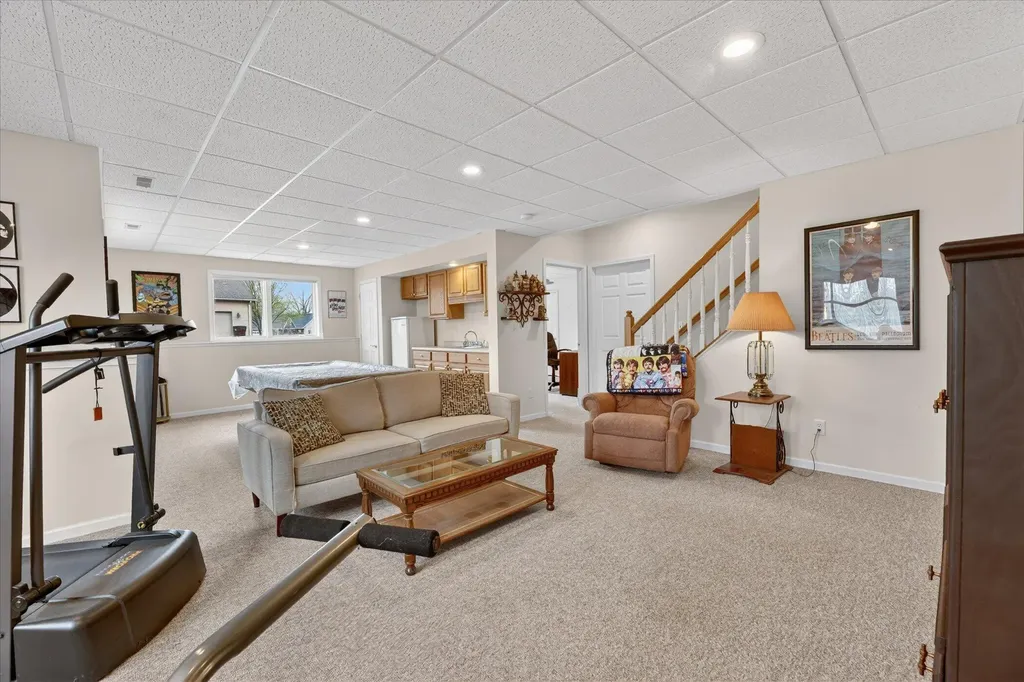 2116 Scenic Hills Drive Leoni Township MI 49201