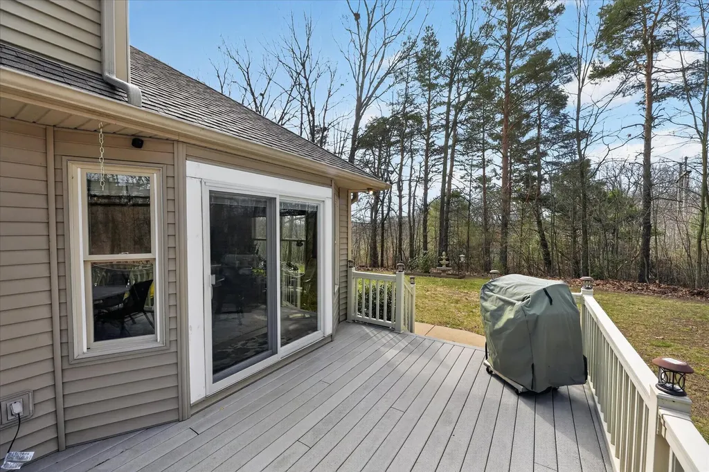2116 Scenic Hills Drive Leoni Township MI 49201