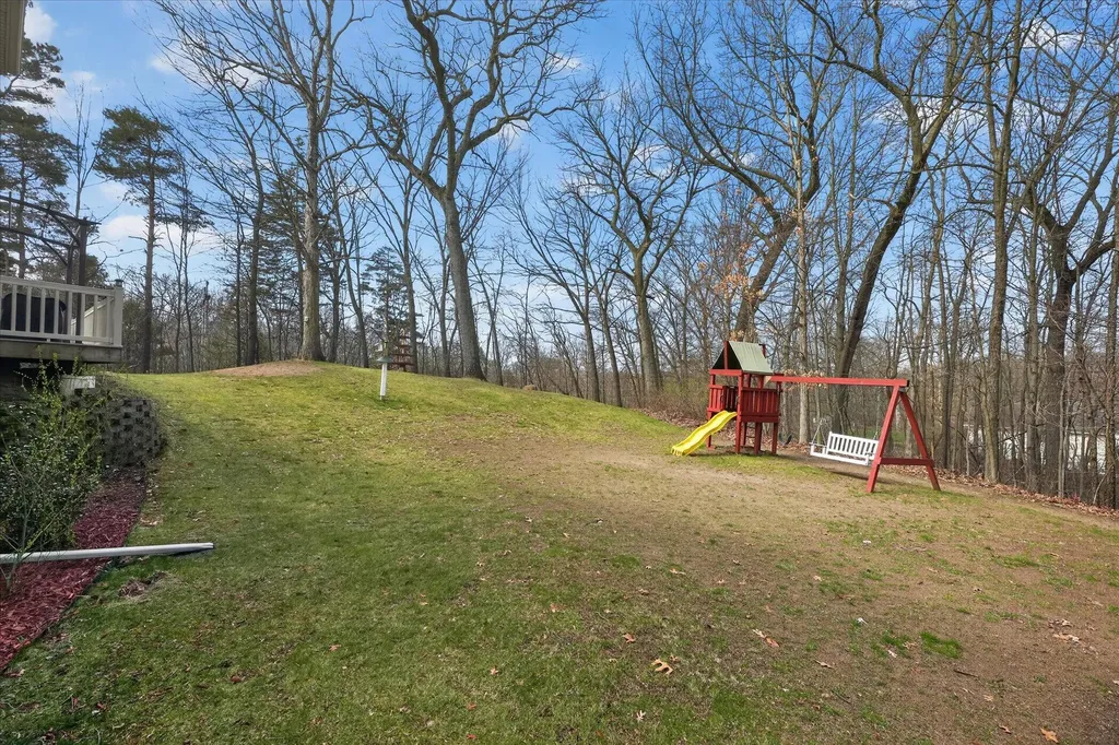 2116 Scenic Hills Drive Leoni Township MI 49201