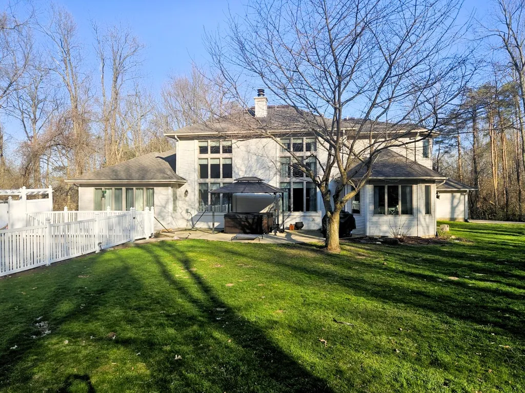4922 Country Lane Summit Township MI 49201