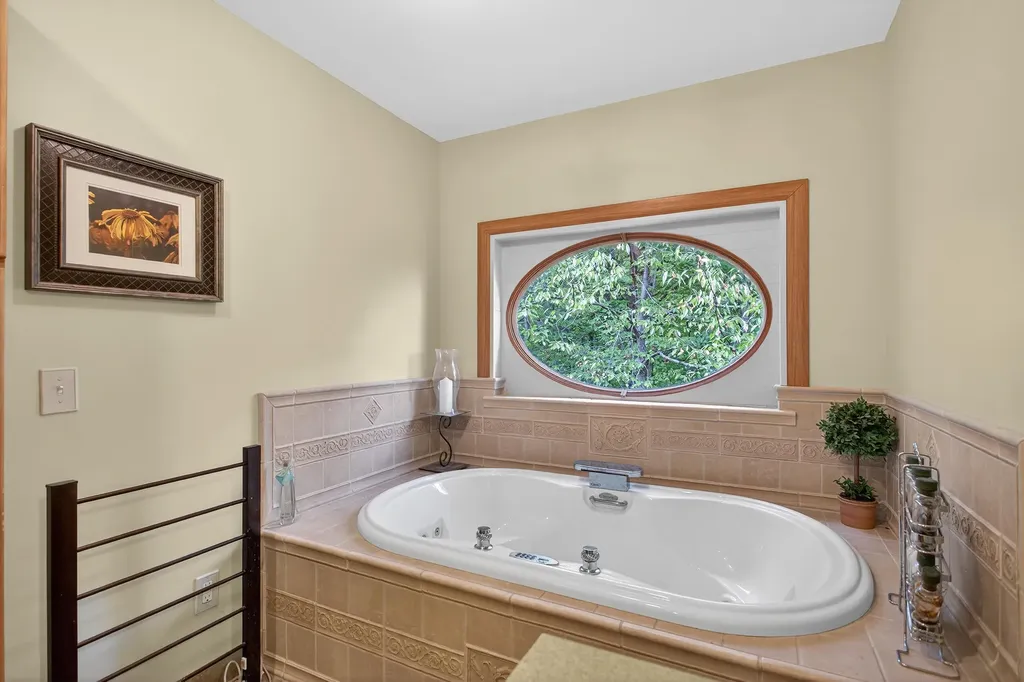 11478 Mackinac Path N Somerset Township MI 49249
