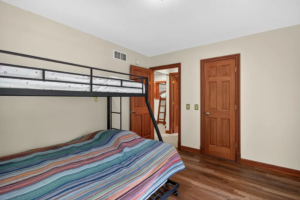 11478 Mackinac Path N Somerset Township MI 49249