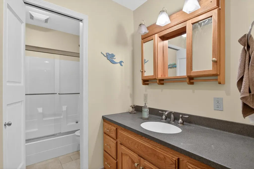 11478 Mackinac Path N Somerset Township MI 49249