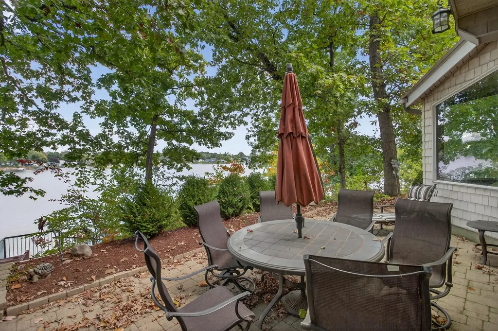 11478 Mackinac Path N Somerset Township MI 49249