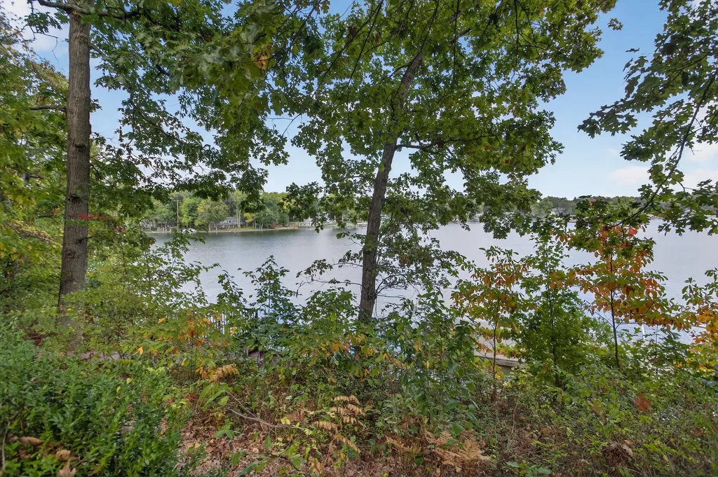 11478 Mackinac Path N Somerset Township MI 49249