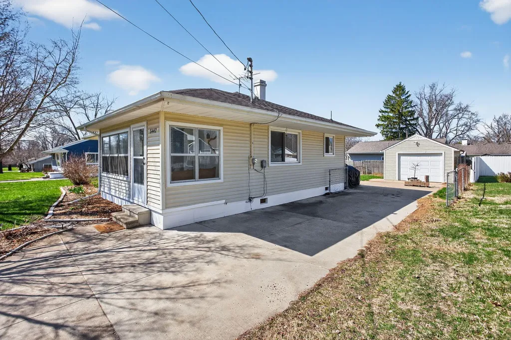 3442 Acacia Boulevard Summit Township MI 49203