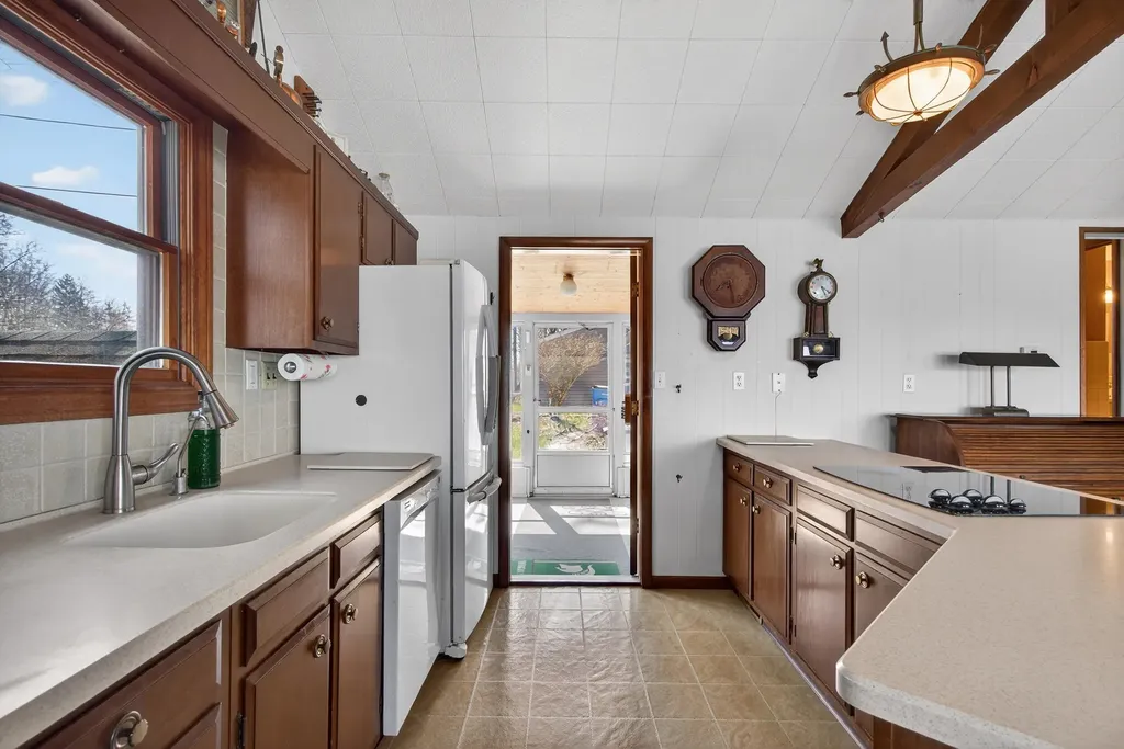 8653 Wildwood Court Napoleon Township MI 49201