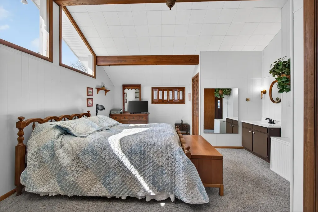 8653 Wildwood Court Napoleon Township MI 49201