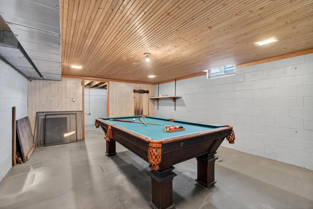 8653 Wildwood Court Napoleon Township MI 49201