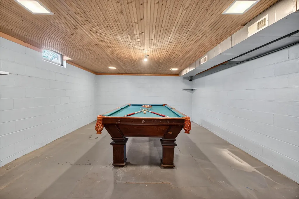 8653 Wildwood Court Napoleon Township MI 49201